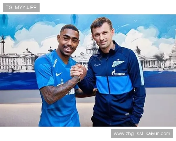 泽尼特冲刺练习马尔科姆数次连过两人